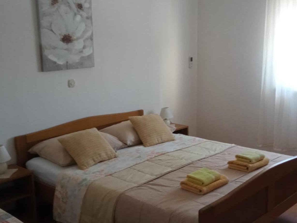 Apartment Plitvice Starigrad Paklenica Exterior photo